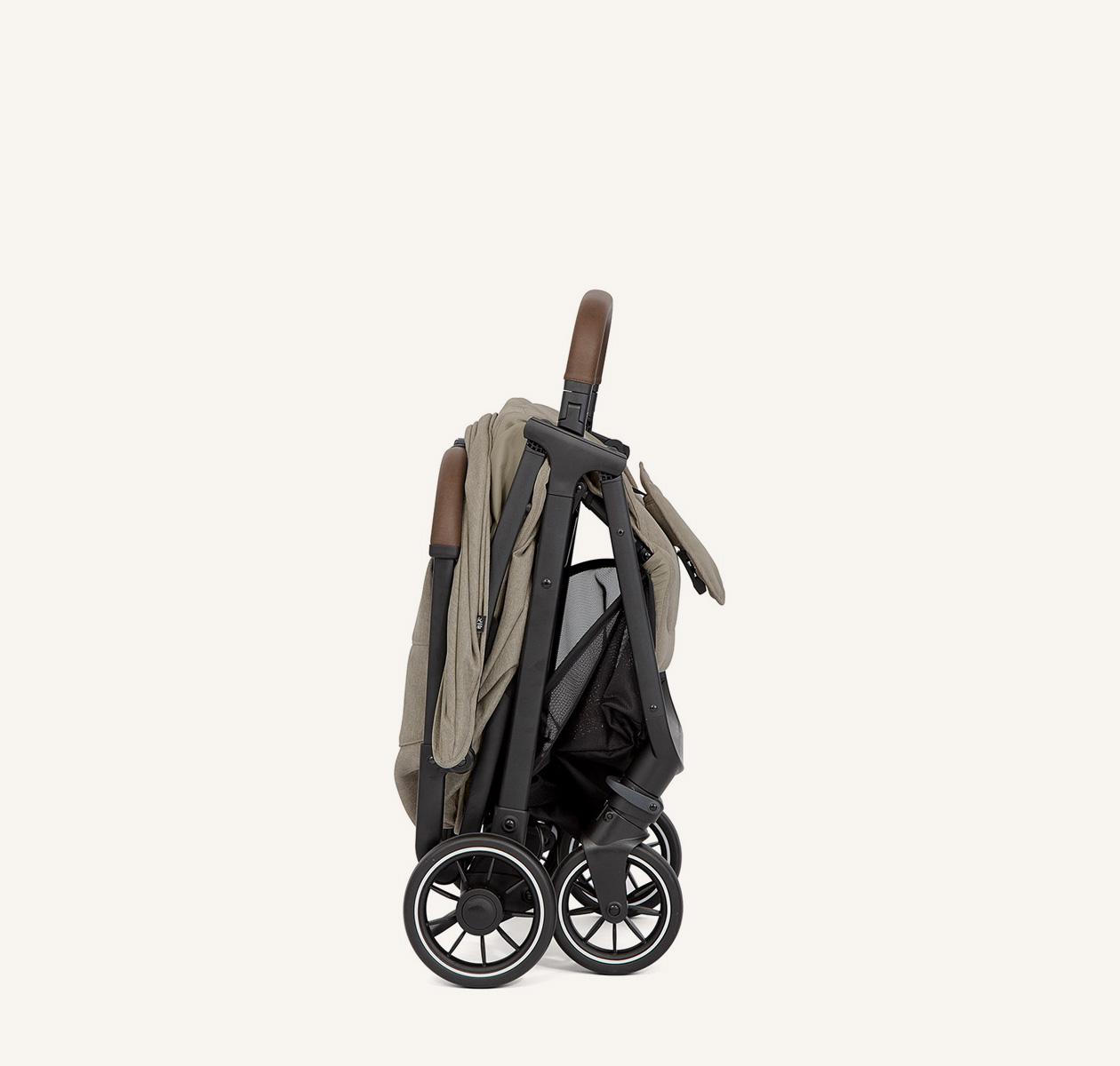 p6-joie-lightweightpushchair-pactpro-oak-folded